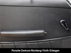 Image 24/31 of Porsche 911 2.0 (1967)