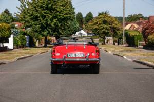 Image 10/41 de MG MGB (1972)