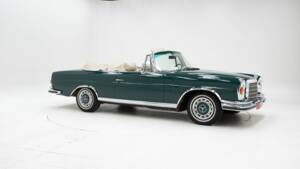 Image 3/15 of Mercedes-Benz 280 SE (1970)