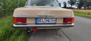 Bild 29/59 von Mercedes-Benz 230&#x2F;4 (1974)