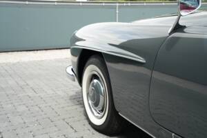 Image 48/50 de Mercedes-Benz 190 SL (1961)