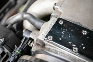 Image 34/50 of Land Rover Defender 90 "50th Anniversary" (1998)