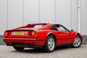 Image 13/30 of Ferrari 328 GTS (1989)