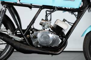 Bild 35/50 von Benelli 125 Sport Special (1974)