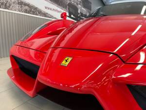 Immagine 3/24 di Ferrari Enzo Ferrari (2004)