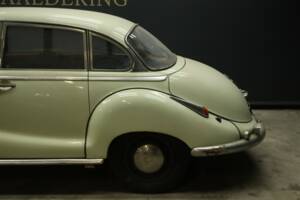 Afbeelding 13/50 van BMW 502 (1956)