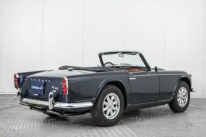Image 1/50 of Triumph TR 4A (1967)