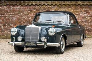 Bild 32/50 von Mercedes-Benz 220 SE Cabriolet (1960)