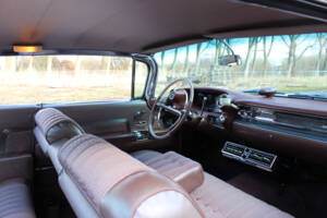 Bild 21/40 von Cadillac 62 Coupe DeVille (1959)