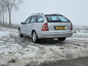 Bild 13/39 von Mercedes-Benz C 180 Kompressor T (2002)