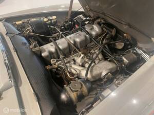 Immagine 14/33 di Mercedes-Benz 280 SL (1968)