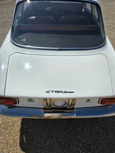 Image 17/84 of Alfa Romeo Giulia GT 1300 Junior (1968)