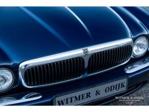 Bild 23/34 von Jaguar XJ 8 4.0 Executive (1999)