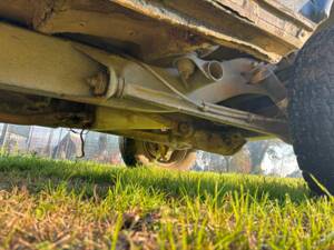 Image 41/53 of Mercedes-Benz 240 GD (SWB) (1982)