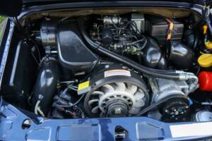 Bild 4/50 von Porsche 911 Carrera 4 (1992)
