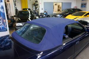 Image 17/36 of BMW 318i (1999)