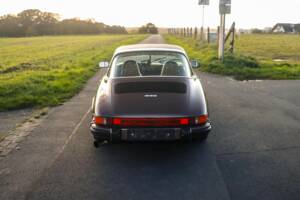 Immagine 10/35 di Porsche 911 2.7 (1976)
