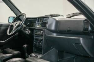 Bild 27/48 von Lancia Delta HF Integrale Evoluzione I (1992)