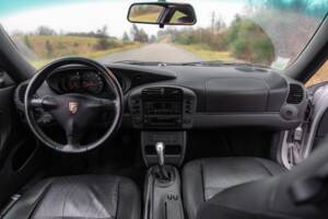 Bild 14/16 von Porsche 911 Carrera 4 (1999)