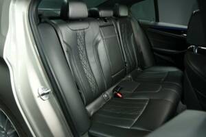 Image 26/50 of ALPINA B5 Biturbo AWD (2017)