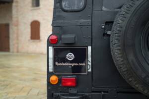 Bild 14/50 von Land Rover 90 (1985)