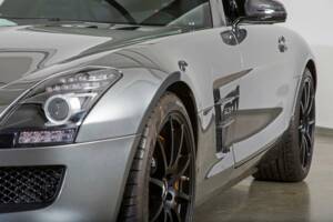 Image 18/31 of Mercedes-Benz SLS AMG GT Roadster (2014)