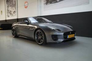 Image 1/50 of Jaguar F-Type (2019)