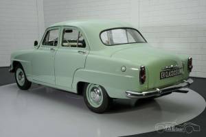 Image 17/19 of SIMCA Aronde P 60 Etoile&#x2F;Elysee (1959)
