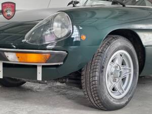 Image 51/68 of Alfa Romeo Spider Veloce 2000 (1977)