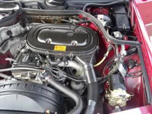 Bild 23/24 von Mercedes-Benz 230 E (1990)