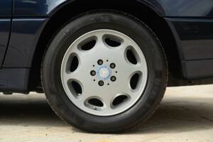 Image 19/50 de Mercedes-Benz SL 320 (1995)