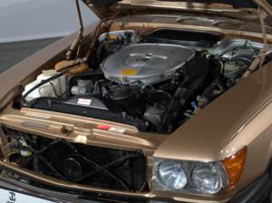 Image 20/47 de Mercedes-Benz 560 SL (1987)