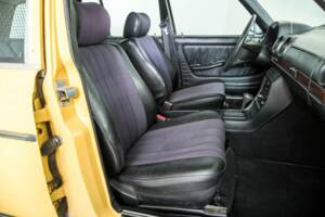 Bild 29/50 von Mercedes-Benz 300 TD Turbodiesel (1981)