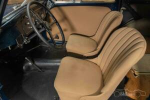 Image 13/19 of SIMCA Simca 5 (1937)