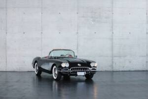 Image 6/50 de Chevrolet Corvette (1959)