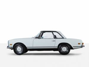 Afbeelding 2/57 van Mercedes-Benz 280 SL (1969)