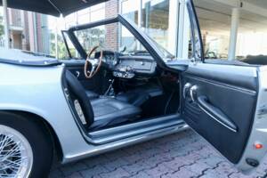 Bild 50/50 von Maserati Mistral 3700 Spyder (1965)