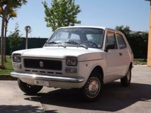 Image 1/50 of FIAT 127 (1972)