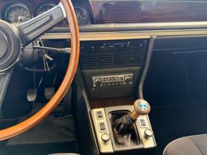 Bild 57/69 von BMW 3,0 CSi (1975)