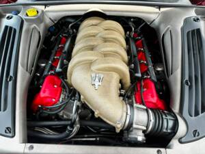 Image 43/46 of Maserati 4200 Cambiocorsa (2003)