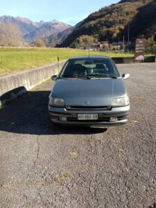 Immagine 1/10 di Renault Clio I 1.8 RSi (1994)