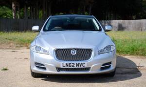 Bild 4/50 von Jaguar XJ 5.0 (2012)