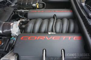 Image 40/48 of Chevrolet Corvette (1998)
