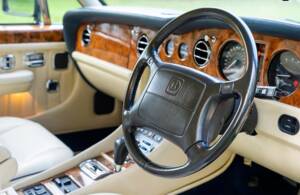 Bild 13/17 von Bentley Brooklands (1994)
