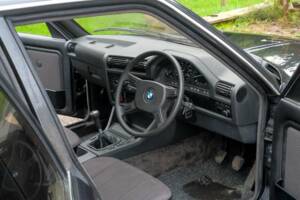 Bild 2/5 von BMW 320i (1986)