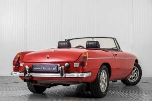 Afbeelding 48/50 van MG MGB (1973)