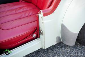 Image 8/45 of Triumph TR 2 (1954)