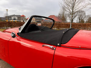 Image 26/77 de Jaguar XK 150 3.4 S OTS (1958)