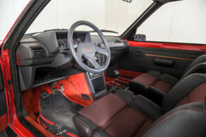 Image 11/50 de Peugeot 205 GTi 1.6 (1986)