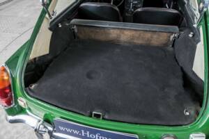 Bild 38/50 von MG MGB GT (1968)